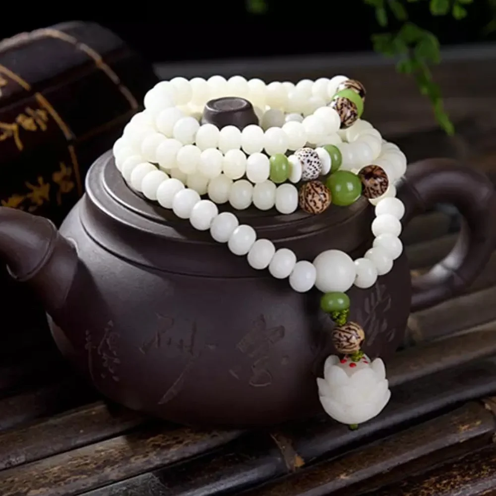 Bodhi root Carved Lotus meditation mala - Picture 2 of 5